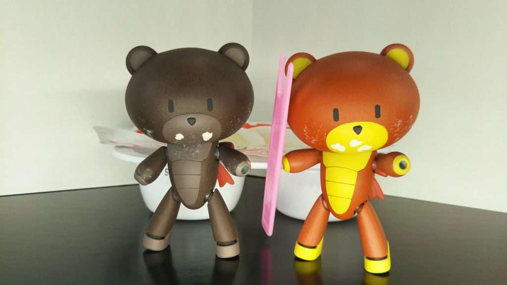 口元のアイスは塗装
粉の表現にはベビーパウダーを使用しました