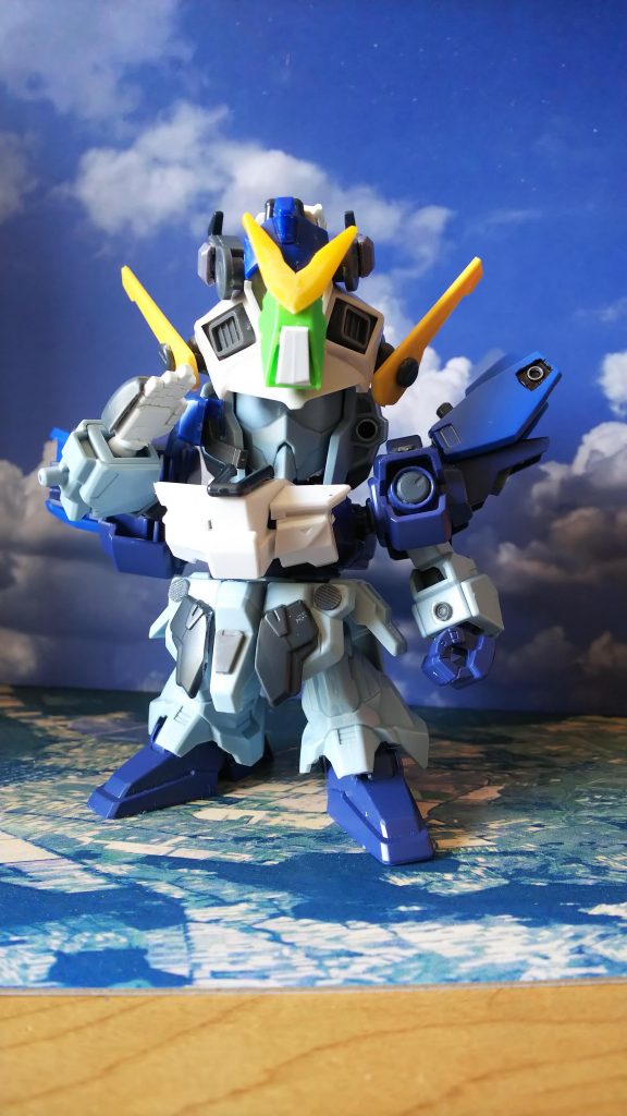 本体はほとんどライトニングのまま、最初はフューラーの形態は考えておらず
ライトニングのG-ARMS風キャラにする予定でした