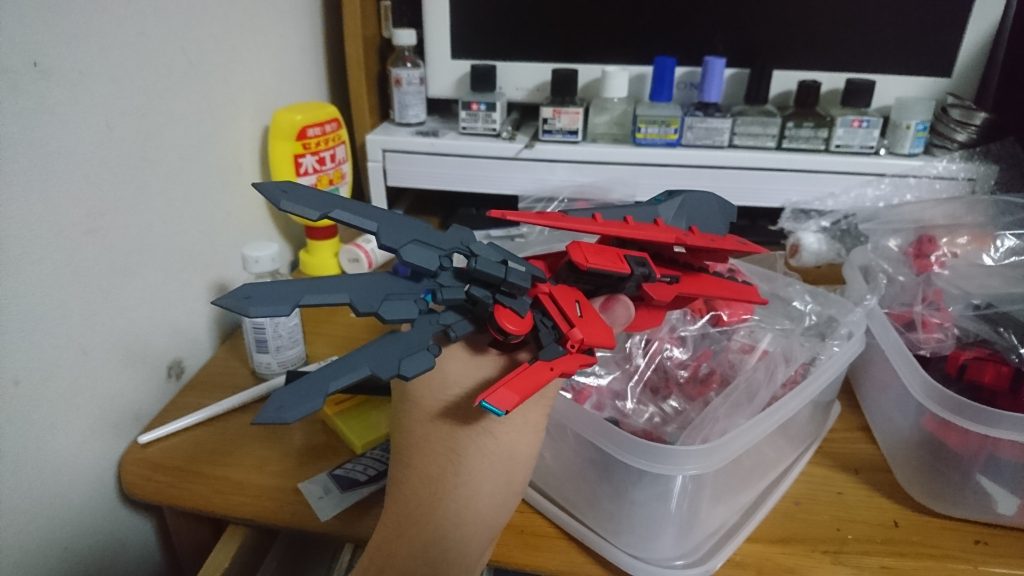 トリケライドアームズ。
ダイナヘイズルは各所に恐竜イメージを取り込んでます。