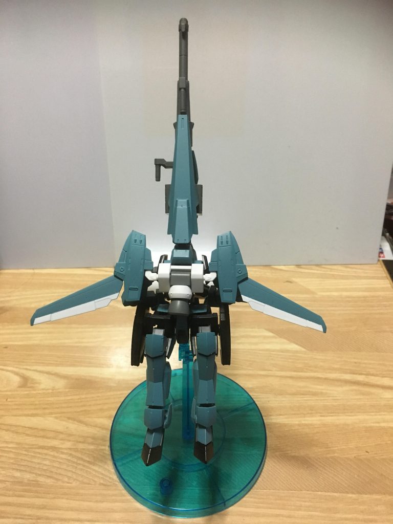 ギャラルホルから横流しされたグレイズを秘密裏に入手し魟流と同じ運用目的の為改造され魟流に置き換わる目的で開発された。