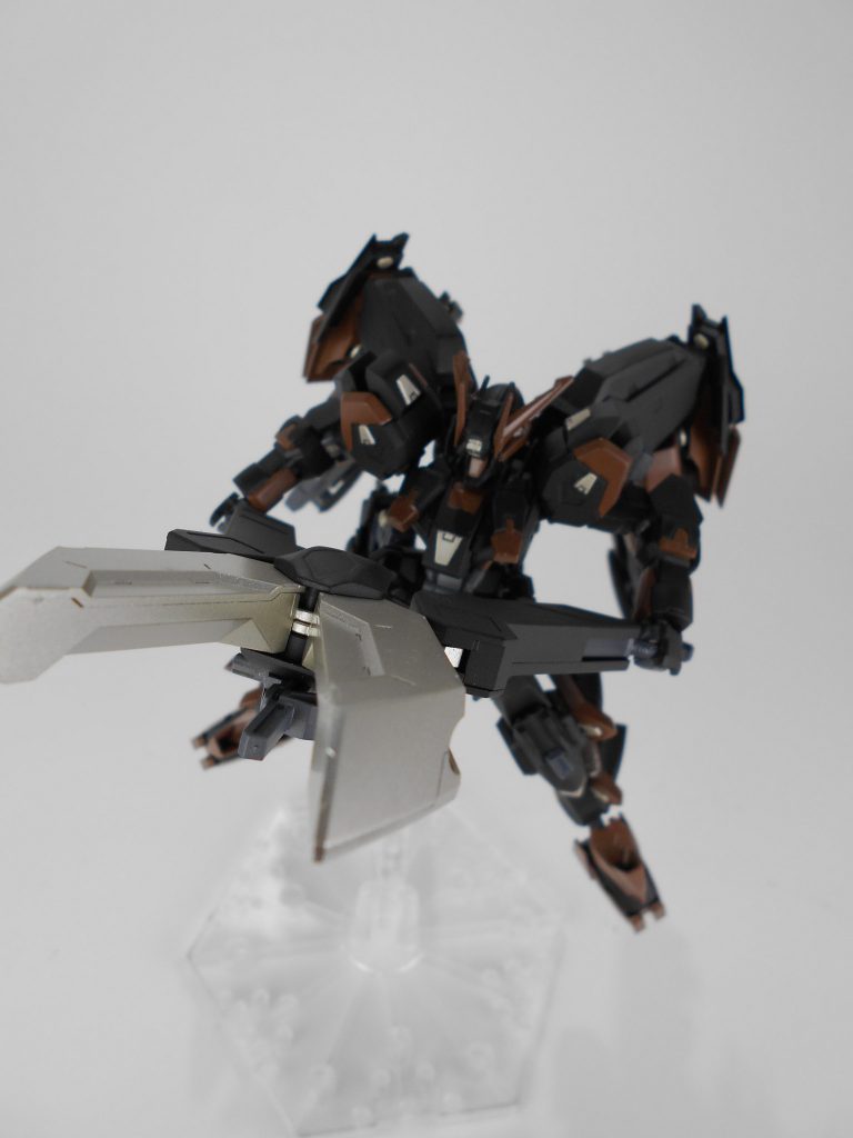 ニッパー。リベイクフルシティの武装で、この機体では特に使用する予定はありませんがリベイクフルシティといえばこれ、といった印象があるので一応武装可能という事で作成しました。