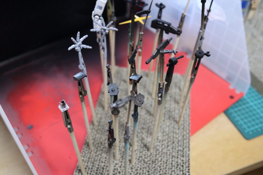 塗装には タミアの缶スプレー使ってます
画像がこれしかなくてすみません
トップコートに光沢吹いてます