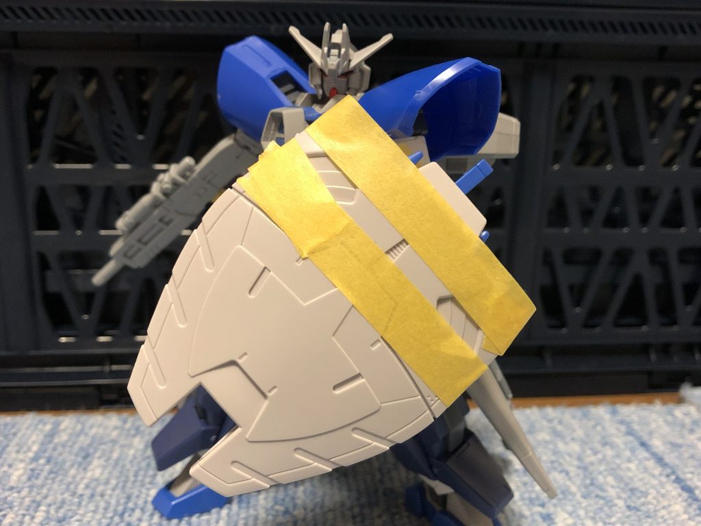 しばらくして肩ドリルを廃止してFXの脚パーツから拝借して肩パーツを作成しました。ここで仮組みは完成しました。