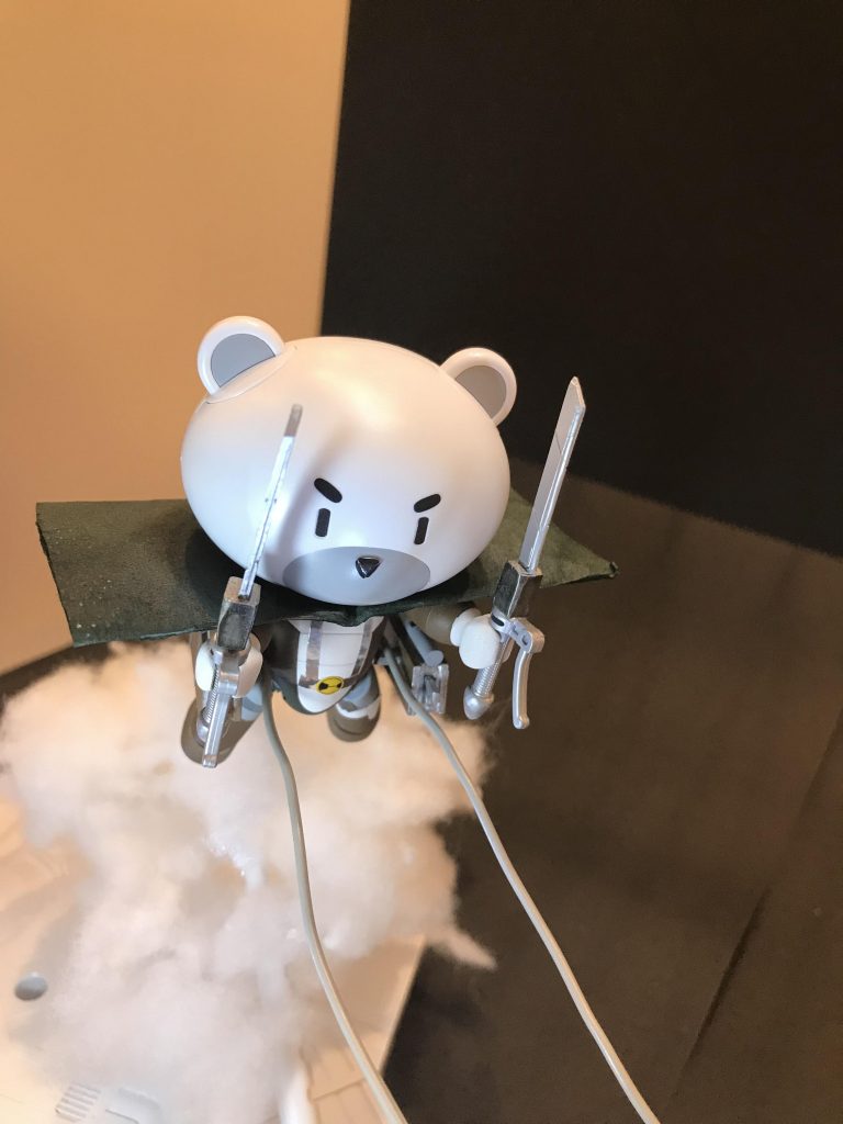 プチッガ・イェー◯ーくん
某人気漫画を参考にしております。
リアルサイズモデルの関節部を攻撃し、撤退していくようです。
怖い兵長は今のところ近くにはいないようです。