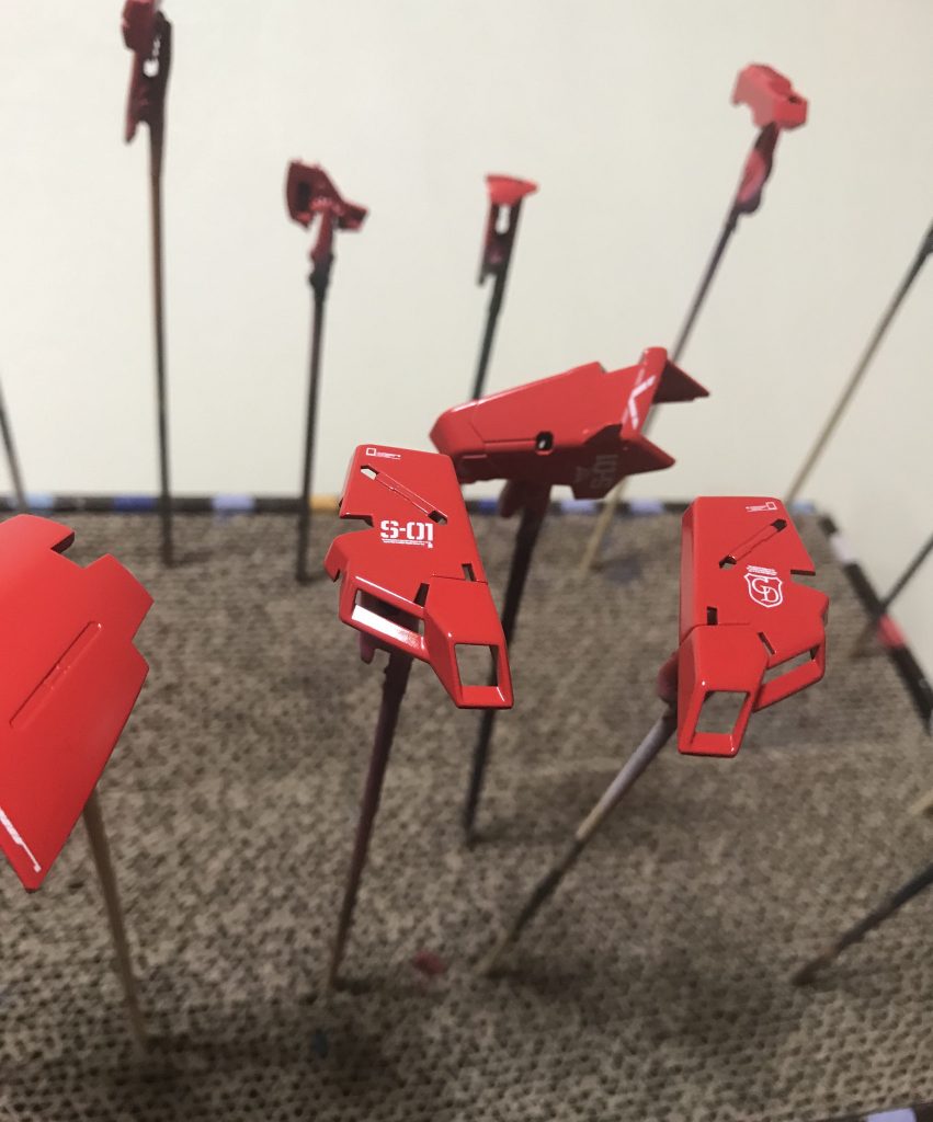 デカールワーク中です。