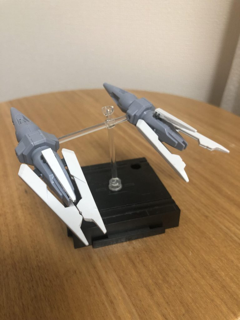 ティエルヴァビット。これを自作する自信が無かったのでずっと作れませんでした(・・;)ありがとうAGE2マグナムSV。
クロー?部再現の為に元を肉盛り削りしてそれらしくしています。砲身部再現まではまだ技術不足です(T_T)
