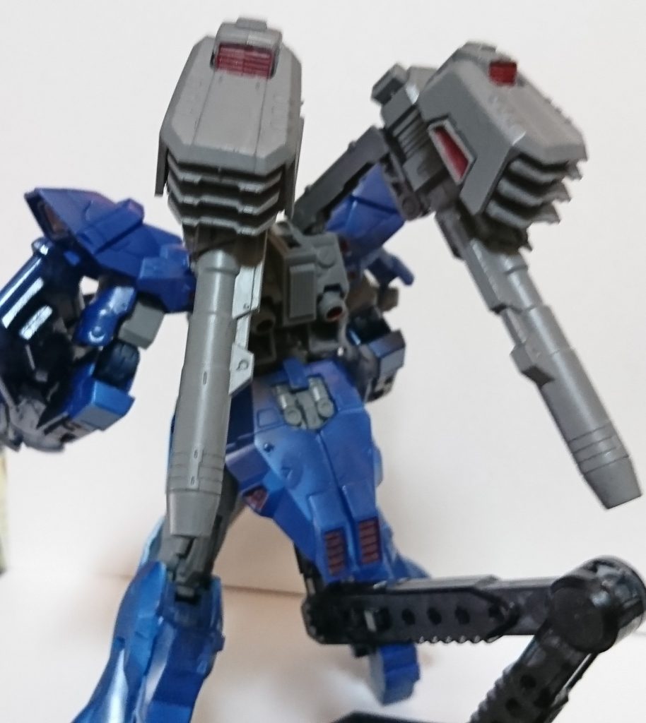 キャノン使わないときはスラスターとして