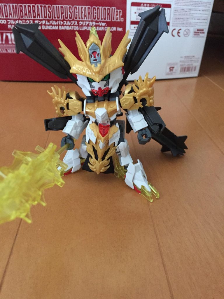 最初はこんな感じでしたがレンチメイスもマウントしたくなってボツにしました