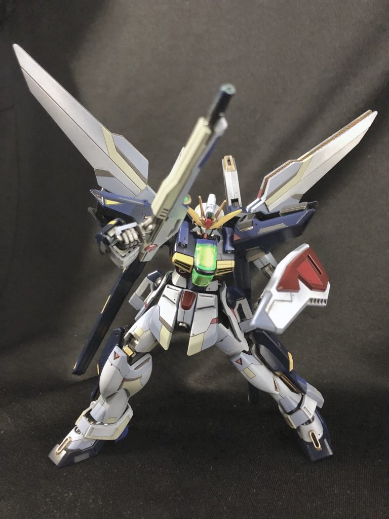 バスターライフルとディフェンスプレート。ディフェンスプレートはぶっ壊れるのが常。