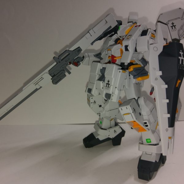 ヘイズル・アウスラ