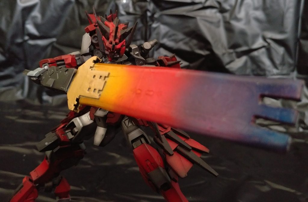 ポーズの自由度もガンダムフレームなので高いです。