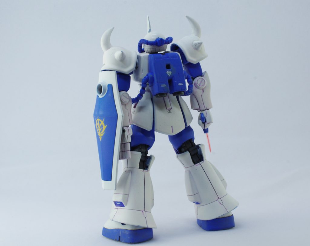 初めて水性つや消しスプレーを使ったら少しかぶってしまいました。