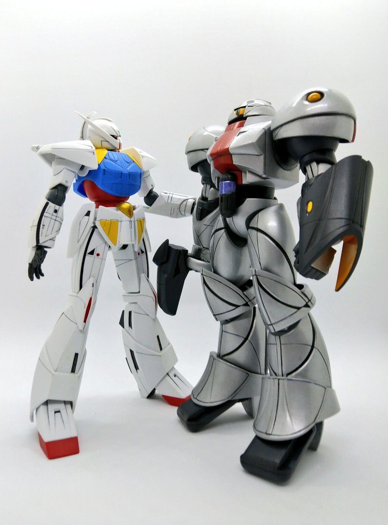 ターンＡと比較。結局ゴツい。