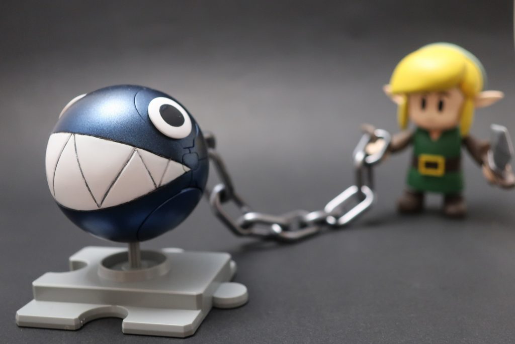 ということで劇中再現!(鎖はゲームと違う感じですが…)