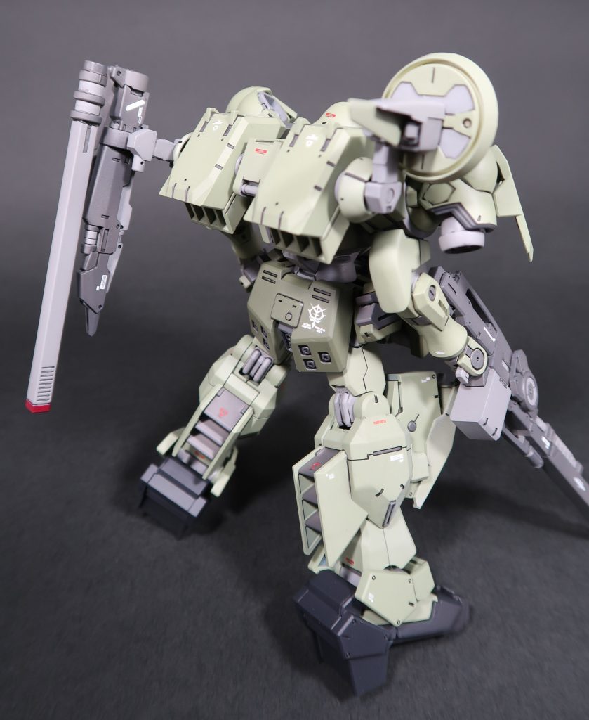 大和亜季イメージガンプラ「フルアーマー・プレデター」–3枚目/制作者:Gomuo