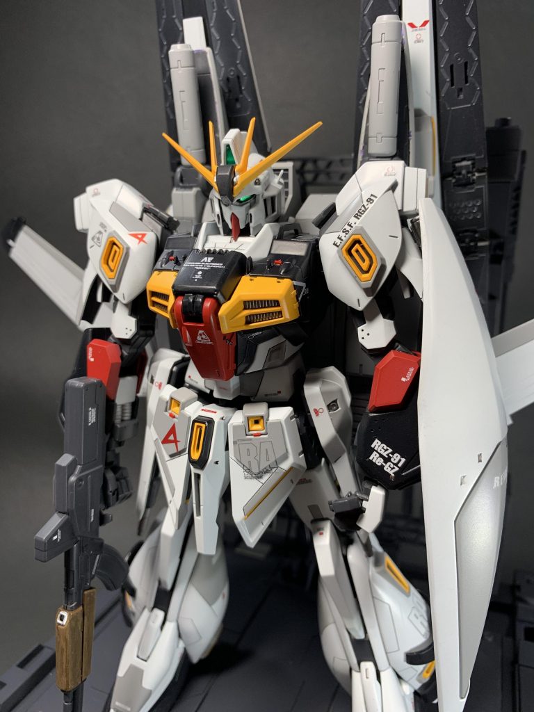 アムロが乗るには少し重装備な気もするけど火力は十分ですね