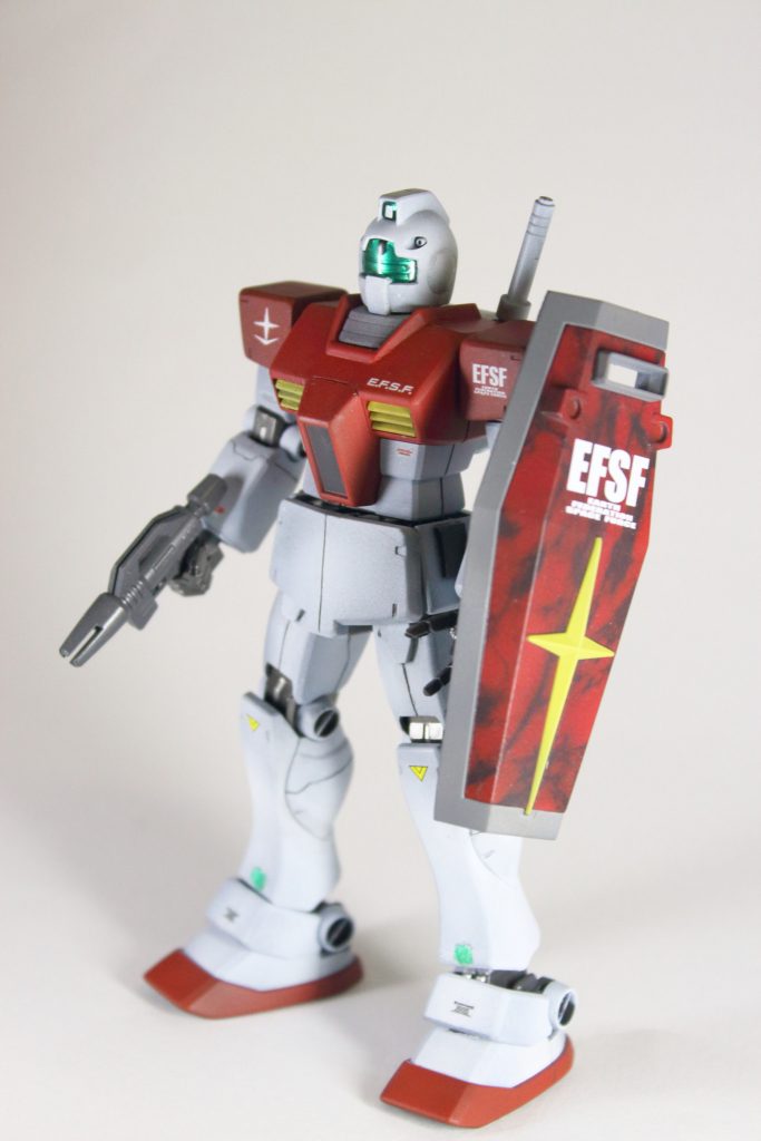 盾、これは黒やってからウエットティッシュズタボロにして巻きつけてクリアやってからモンザレッド、シャインレッドの混色吹いてその後クリアレッド