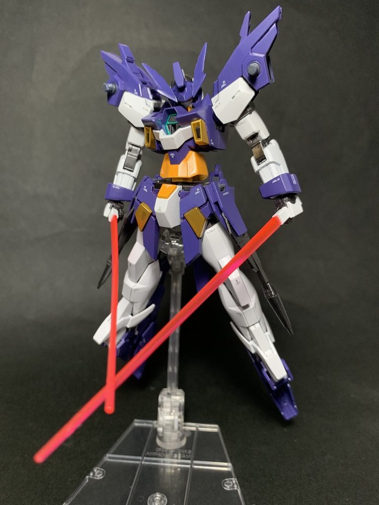 ビームサーベル二刀流
ファンネル外してもかっこいい