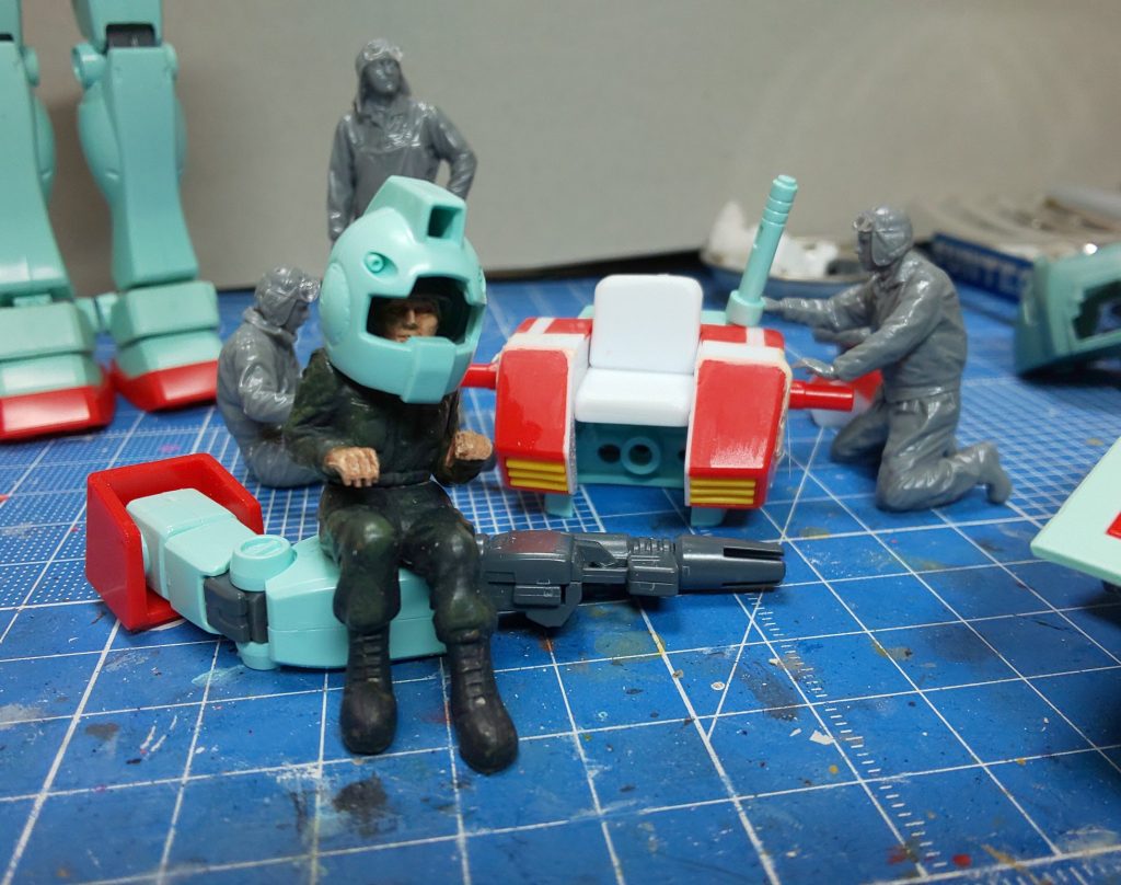 ファレホ筆塗で加工しながら塗っていっているので、全体像のわかる製作過程写真が残らないです。