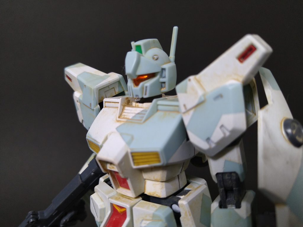 バストアップ2
そう、ミライト仕込みました!
光るんです!わかりにくい!