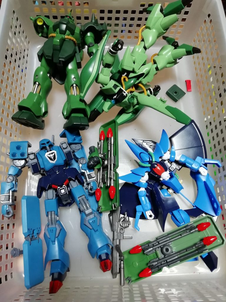 ガザC　UCver–5枚目/制作者：新人メカニック