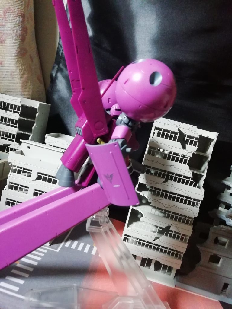 ドラッツェUCver–3枚目/制作者：新人メカニック