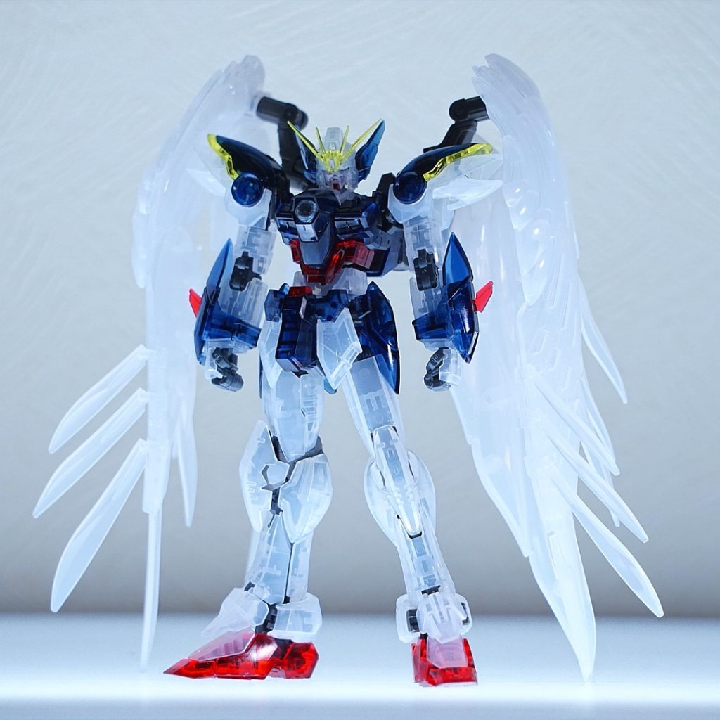 キットの素組。プラが硬いわ、ゲートが見えないわで、普段敬遠気味ですが、作ってみると意外とアリでした。
ゼロみたい有機的なデザインだと、今回みたいな塗装も楽しいので、機会があればまたやってみたいですね。