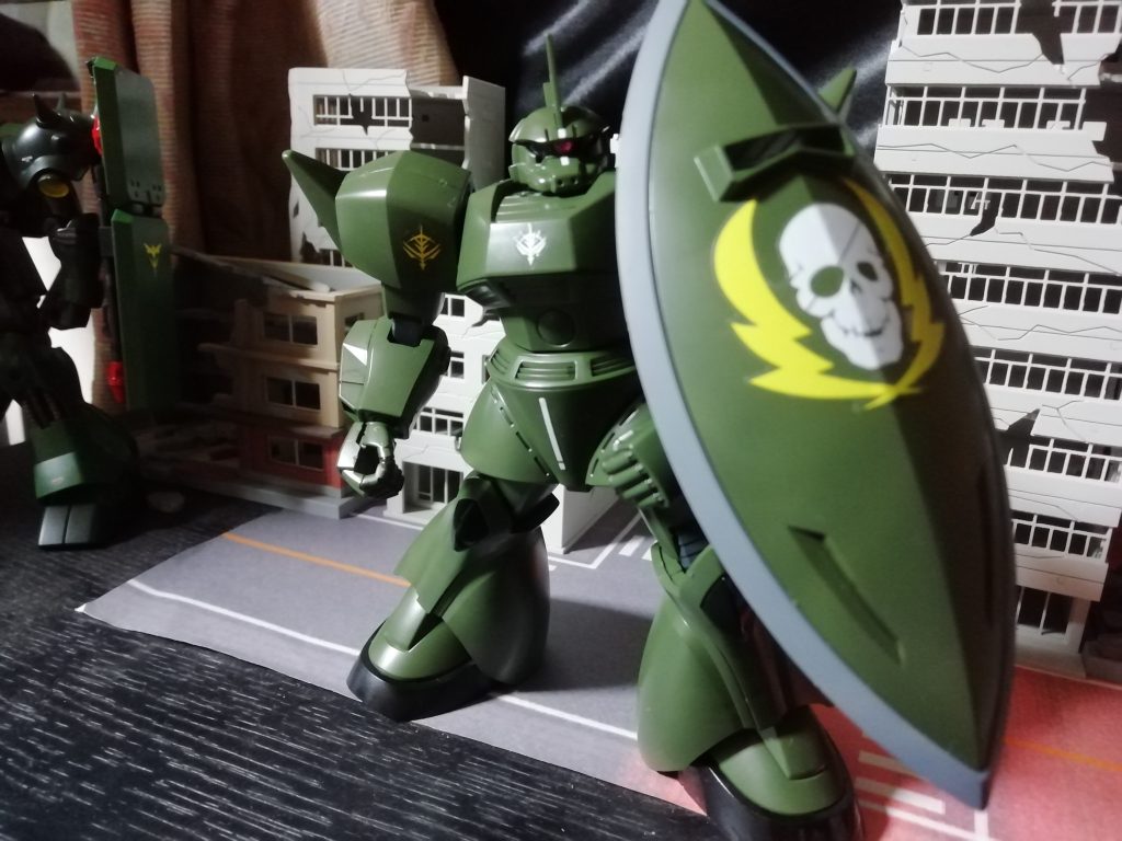 ゲルググ　ヴィッシュ・ドナヒュー専用機–3枚目/制作者：新人メカニック