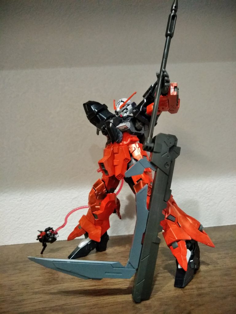 ギルティーンブレイド
大型鎌の武装
見た目の割に軽量ですばやく切り裂ける
