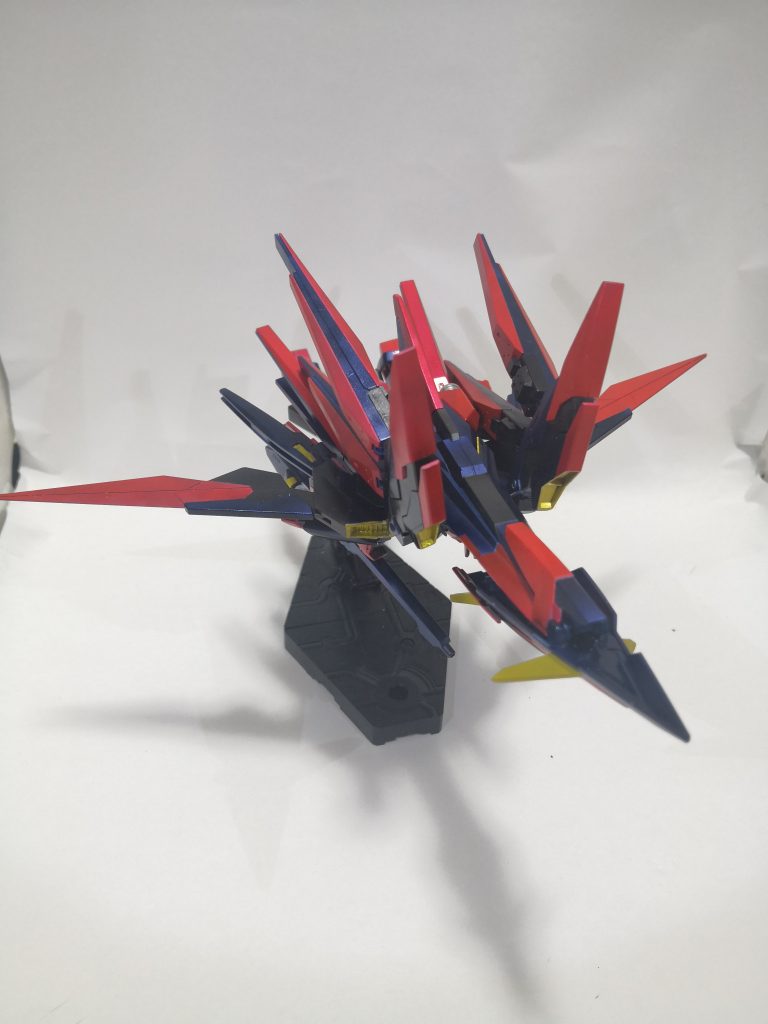 ネオバードモードにも変形可能。