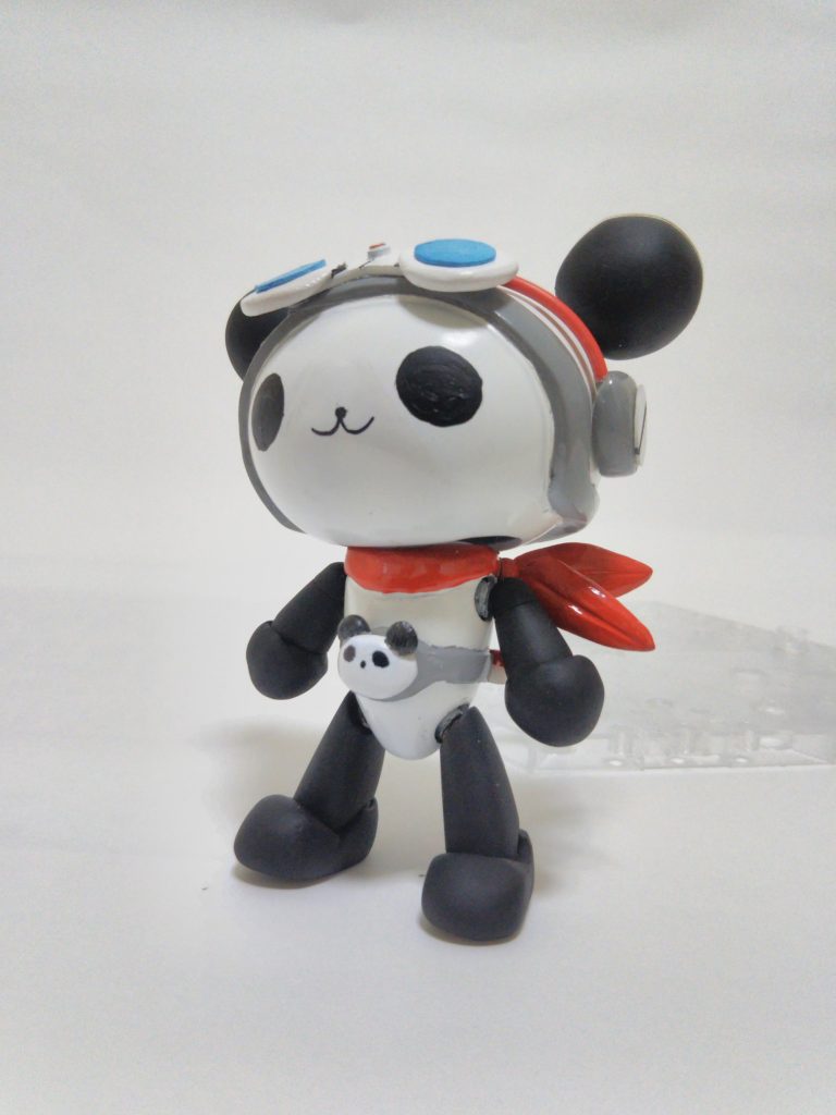 パン・タロンッガイ–2枚目/制作者:KOU