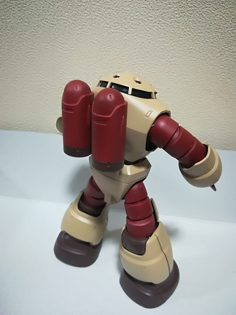 後ろ！バックパックの色分けはもはや恒例！