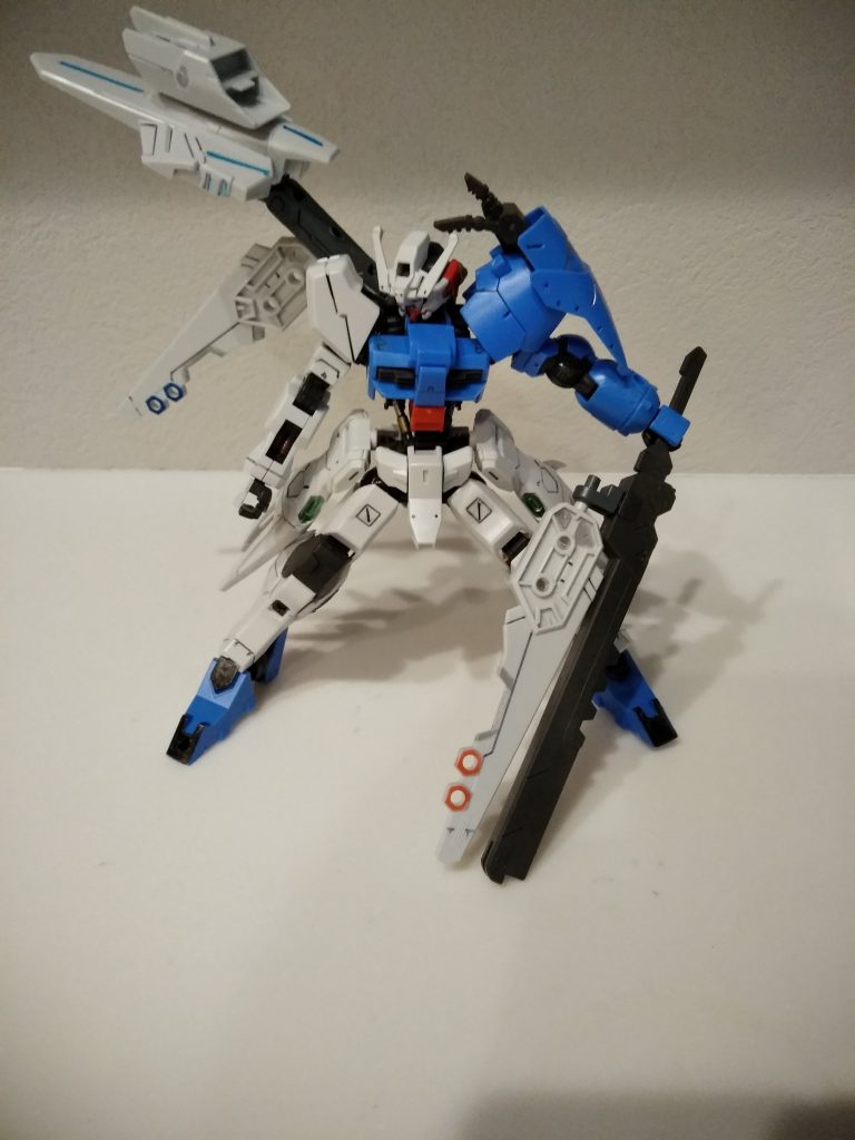 デモリッションナイフの折りたたみ機構はオミット
スタビライザー装備によりバスターソード化可能