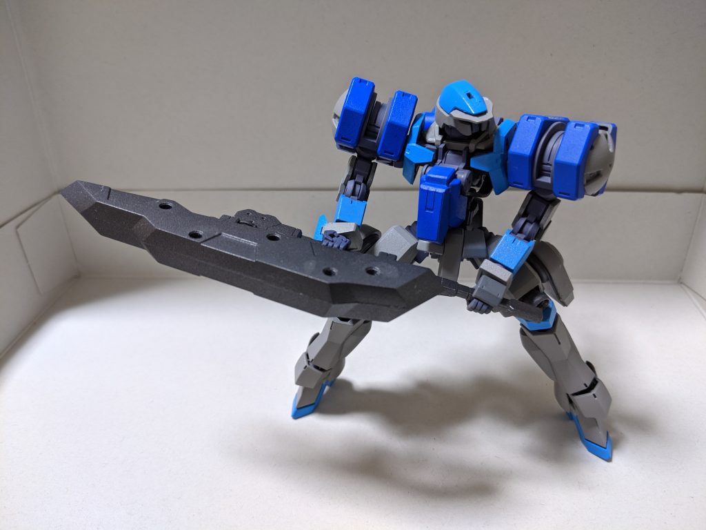 主力武装の大型マルチメイス。
MSGから作ったお気に入りで、脳筋仕様のプラモデルにはすぐ持たせてしまいます。