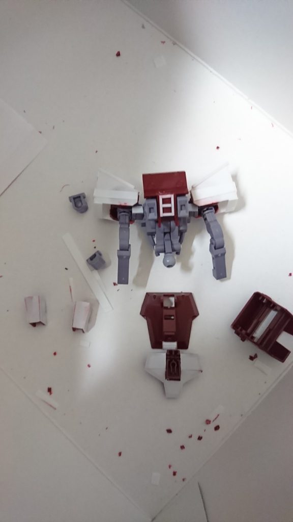 開始時。
スネは切り飛ばして接着面を出さないように。