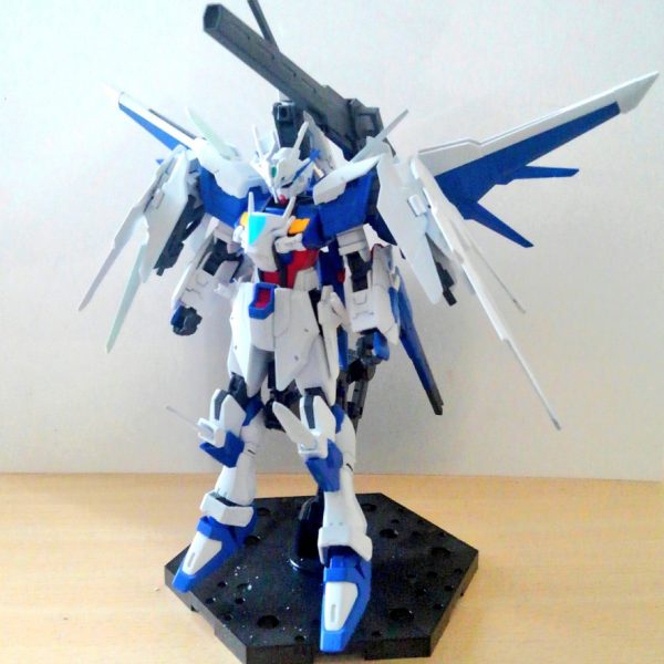 ストライクガンダムルクシオン