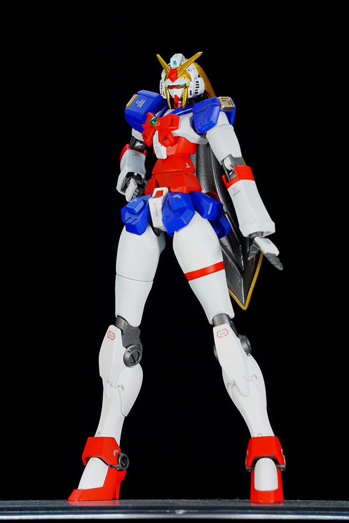 手足と胴体を他のキットを使いつつ延長。首も2mmほど伸ばしてます。
うーん。脚が長い。