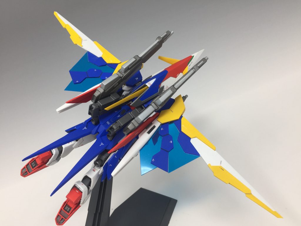 このバード形態の時にツインテールが映える映える。