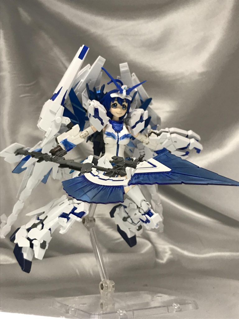 塗装はナミさんのダイバースーツを塗りなおし、アームドアーマーXCのみメタリックブルーで塗装しました。