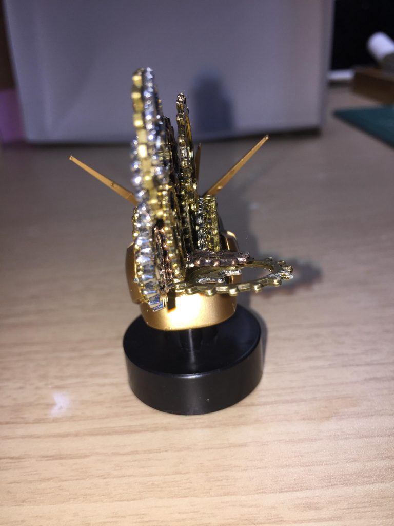 全部書いてしまうのも野暮だし、見た人が考えるそれぞれの正解があってもいいんじゃないかと思います。