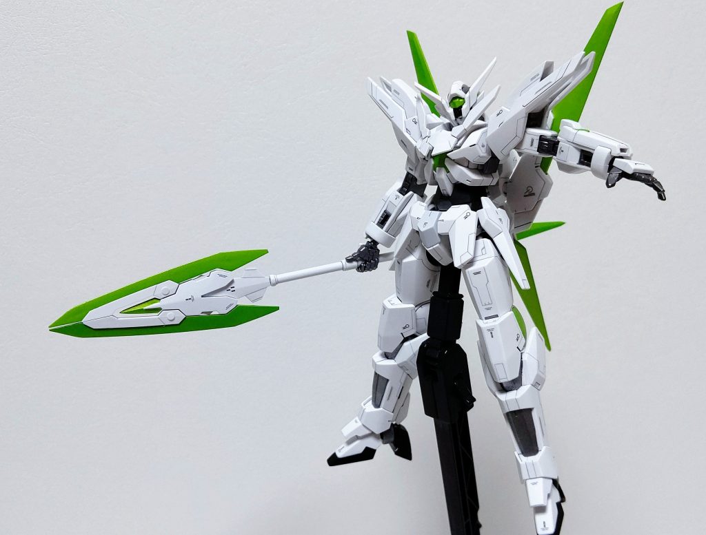 ランスもホワイト部分をふやしイメージを変えてます!!