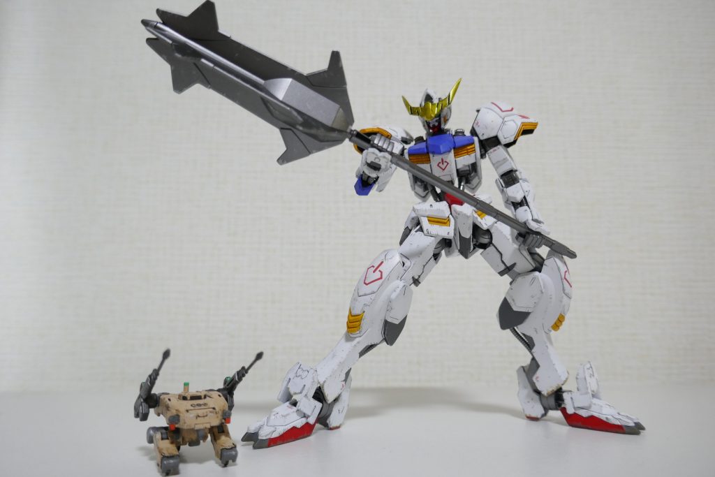 一緒に並べるとバルバトスの大きさ際立ちますね。