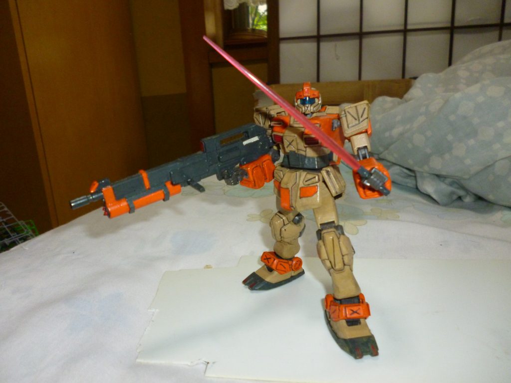 最後までご覧になっていただき、ありがとうございました。
先日、試しにガンスタさんで「デザート・ジム」で検索をかけてみたところ、この機体をアップされている方はいらっしゃらないようでした。
そんな、製作される方もいらっしゃらなければ、そもそもご存知の方も決して多くはないマイナー機体ですが、そんな機体こそ自分の手で再現してみたい!というのも、1つのモデラーの性(さが)なのかな、と感じました。
またマイナー機体作るぞ~!!