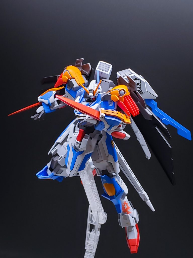 ディナイアルガンダムのエフェクトパーツを使用し腕ブレード!こういう系の武器大好き( ΦωΦ )