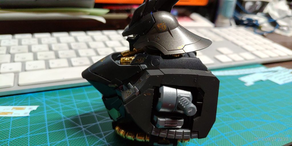 頭部胸部横から