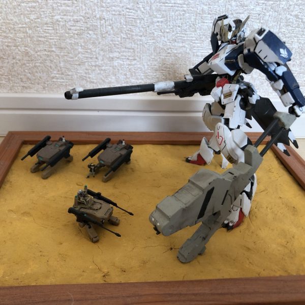 ミカ！先陣切ってくれ！了解だよオルガ