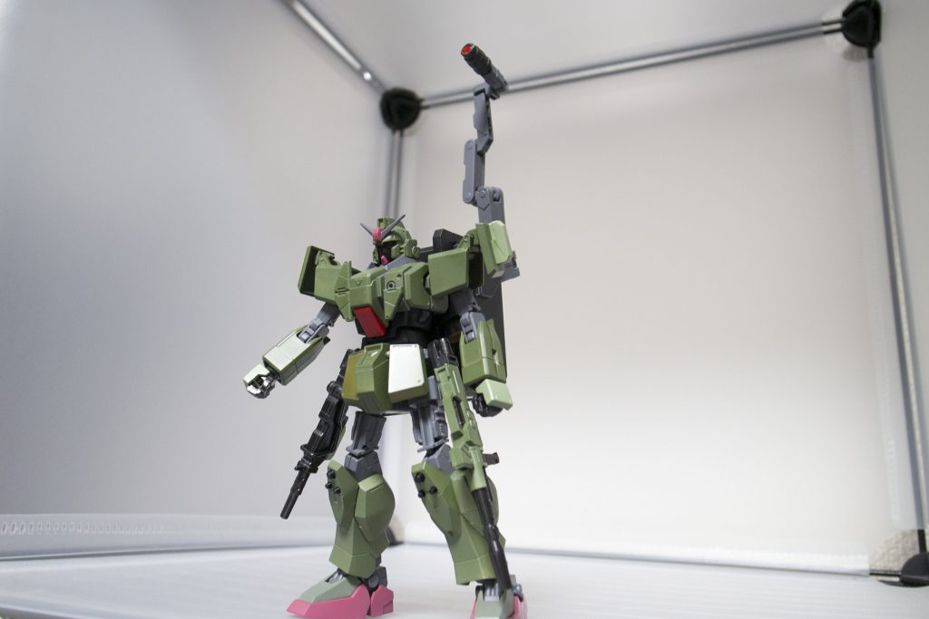 カバンからは荷物が出てきます。
これで森の中からでも遠くが見られる！

…森のジオラマが必要ですね