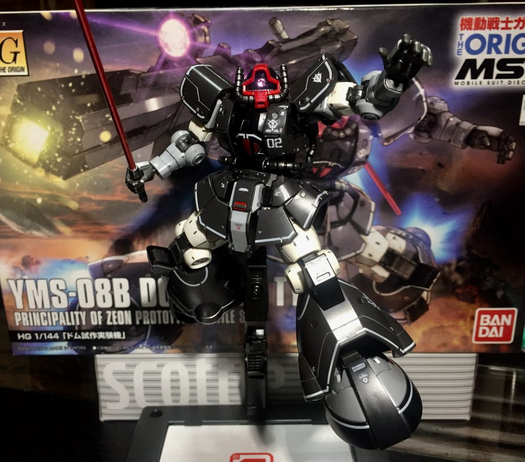 サーベル持ちポージング