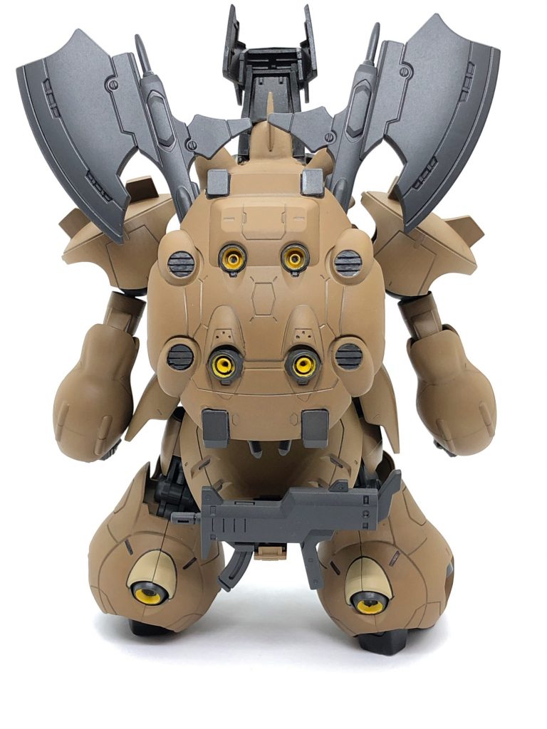 背面。見た目ほぼグシオンです。グシオン同様、バーニアがたくさんついてる動けるデブタイプ。