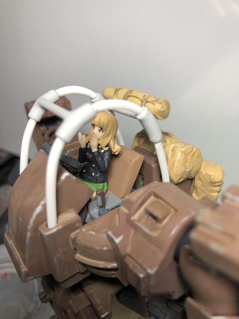 汚しをもっと練習しなければ…アップだと耐えられないですね(笑)パイプ汚し忘れてますし。
座席ももう少し小さい方が良かったな。